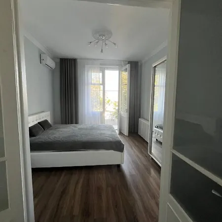 Ultracentral 2bd With Terrace Appartamento